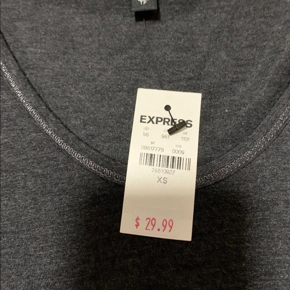 Women’s Express Long Sleeved Top NWT - Picture 3 of 4